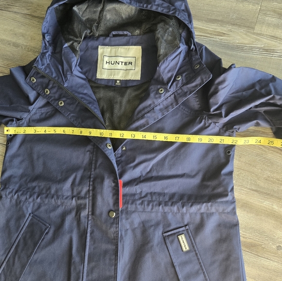 Hunter Navy Water-Resistant Cotton Smock Jacket 🌧️ Size M NWT - Picture 14 of 14
